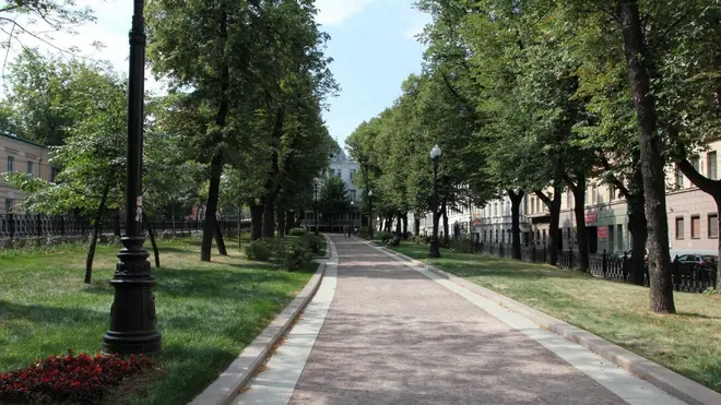Летом
